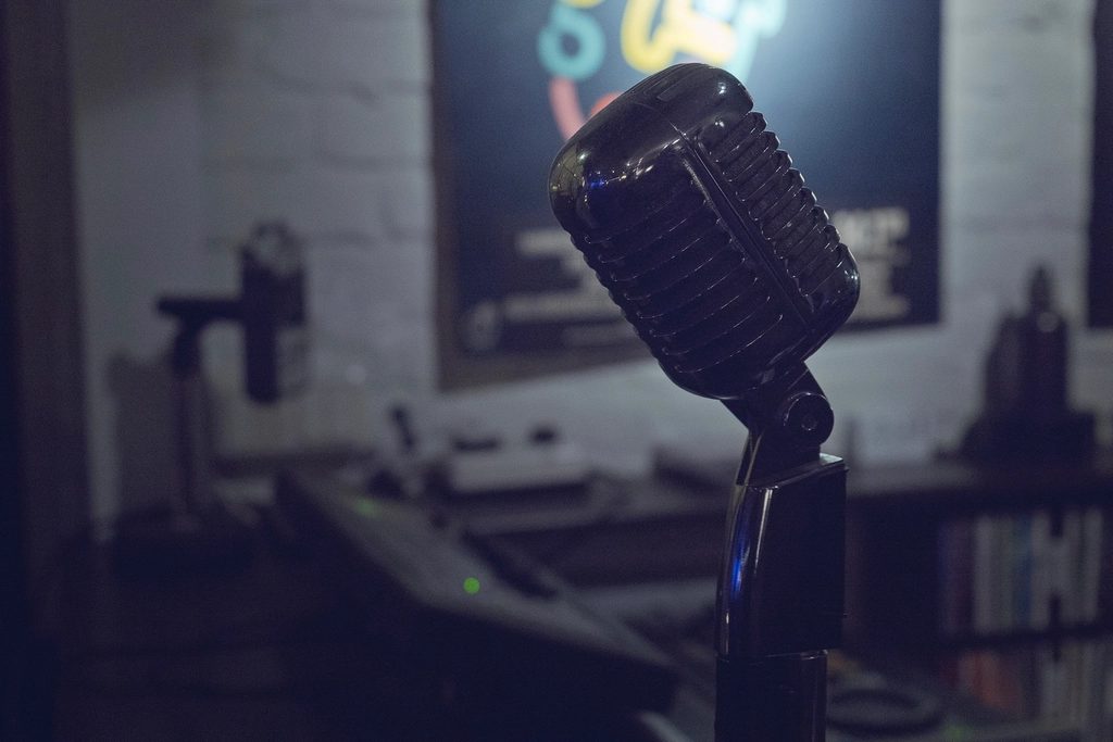 Micro de studio — plateforme artistes onairmusic.fr